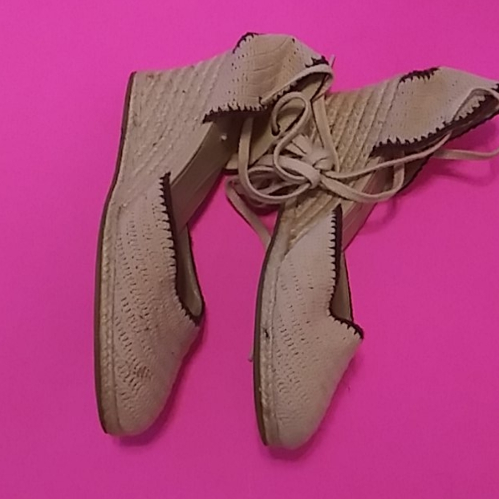 Shoes - Picture 3 of 3